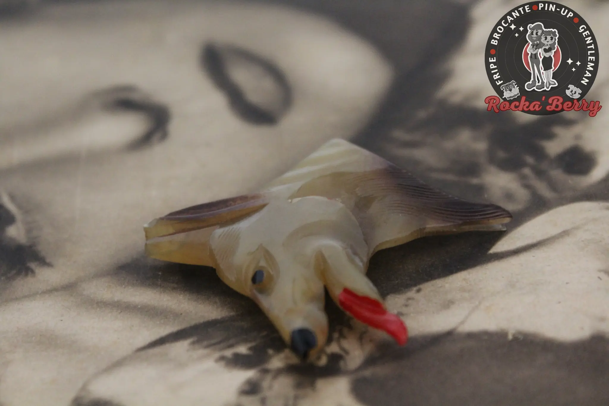 Broche Chien Bakelite – Image 3